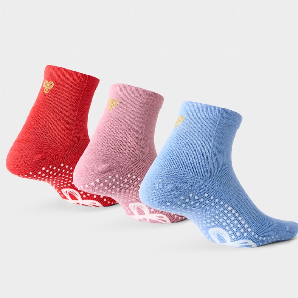 TNA GoldenSoftSet™ Studio Pro Ankle Sock 3-Pack -  Size M/L